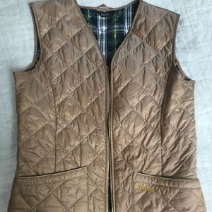 Barbour Women’s Betty Liner. Gold. 4 US